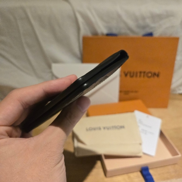 Louis Vuitton Pocket Organizer - Picture 3 of 10